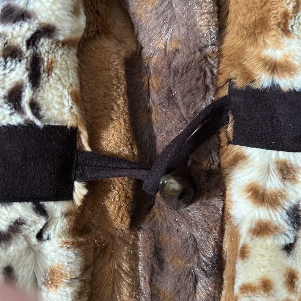 Dennis Basso luxury coat - Picture 5 of 9